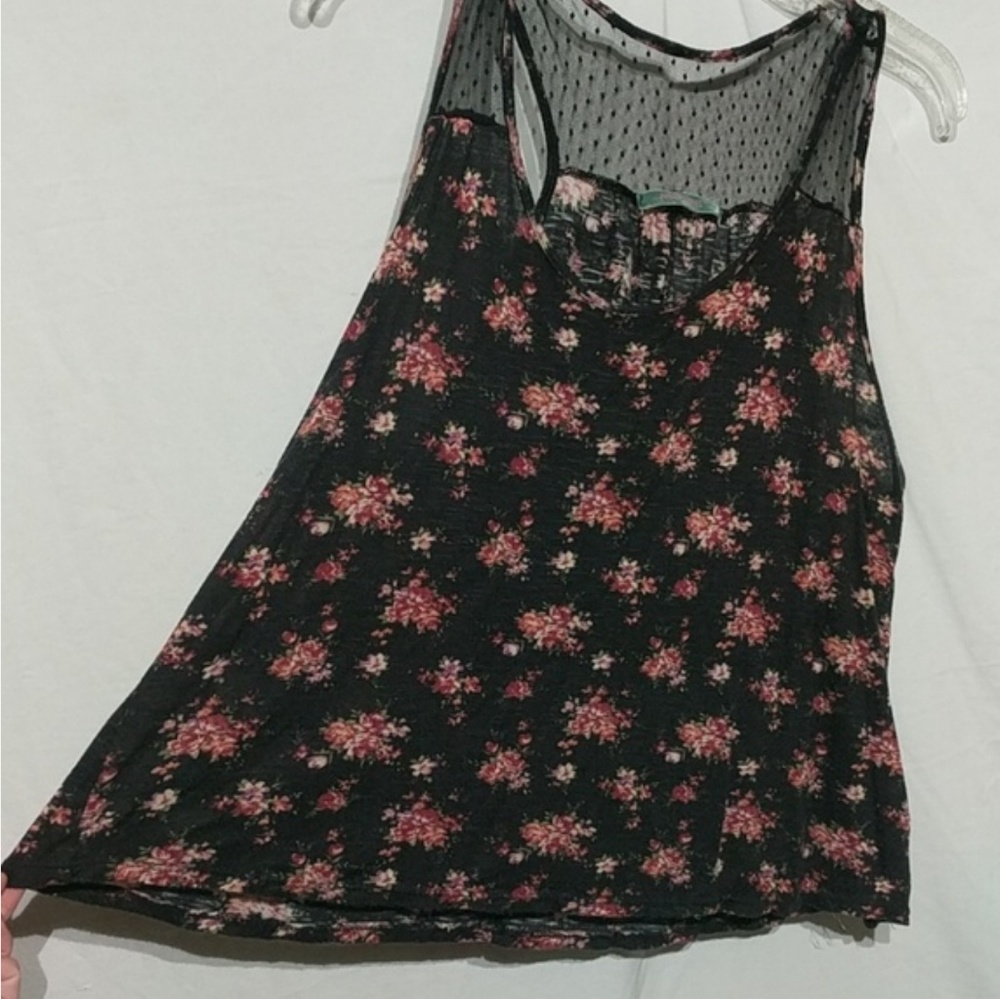 Julie's Closet 5/$15 🫶🏼 Flowy Floral Tank Top Blouse ! L !